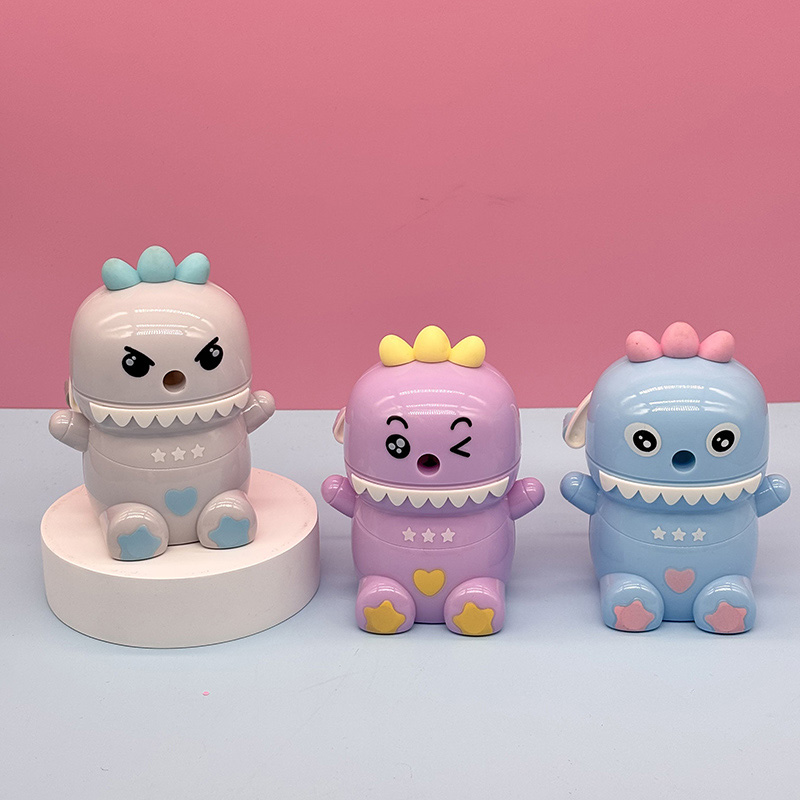 Manual pencil sharpener